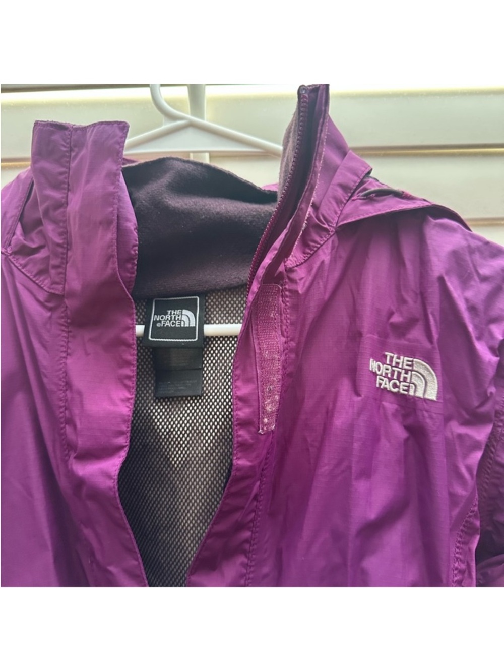 The North Face Women's Hooded Purple Shell Jacket - Picture 2 of 4